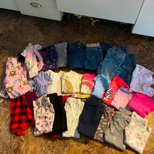 Lot of gently used 2-3T girls clothes